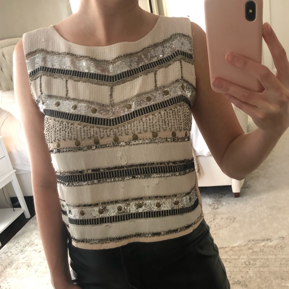 Sleeveless blouse with sequin detail